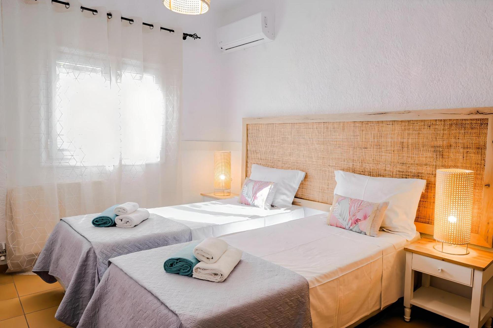 Cretan Lodge Heated Pool อายิโอสนิโกลาโอส ภายนอก รูปภาพ